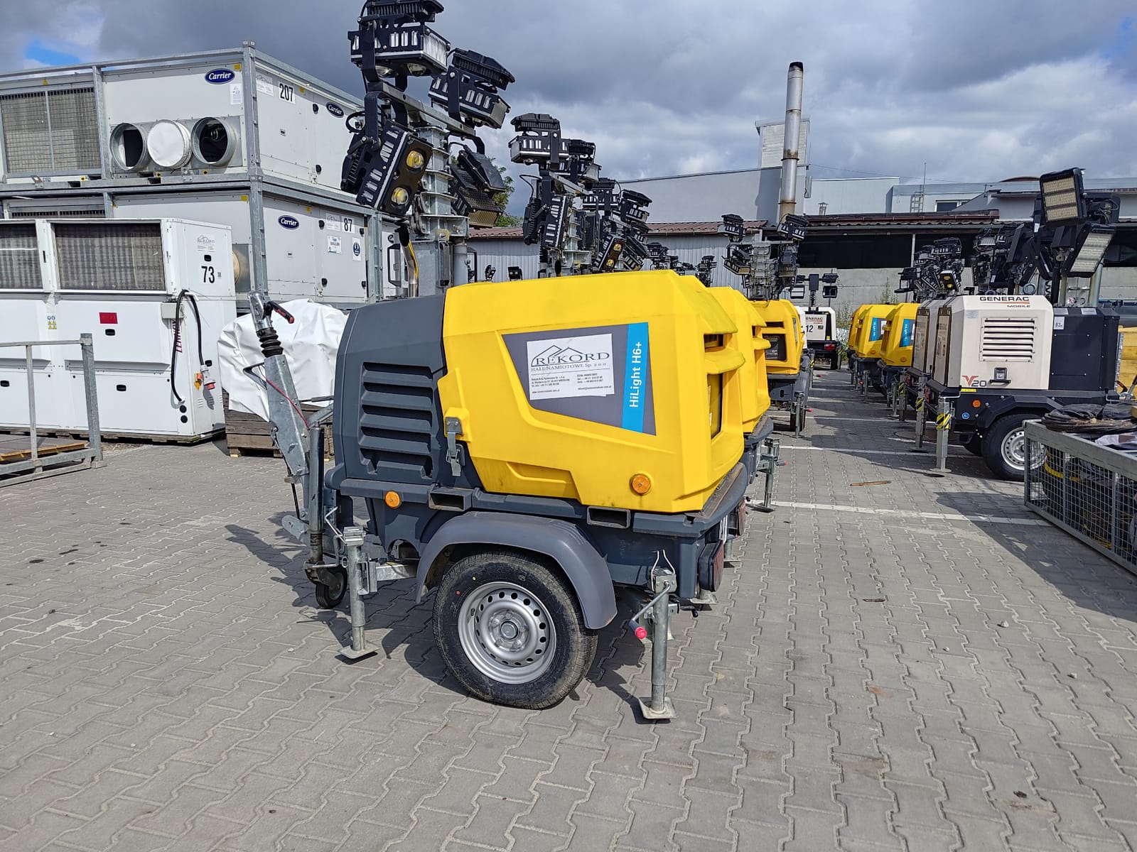 Maszty oswietleniowe